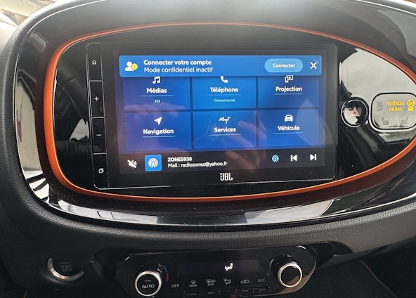 Vehicle image 14 Vehicle image 14