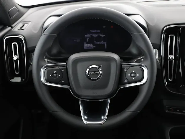 Volvo EC40 Twin Performance Black Edition AWD