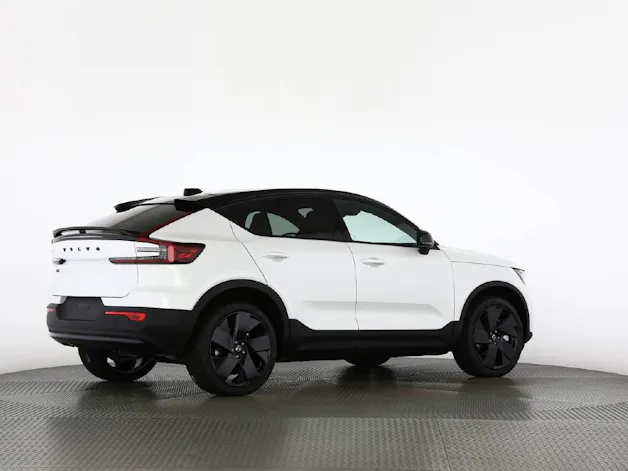 Volvo EC40 Twin Performance Black Edition AWD
