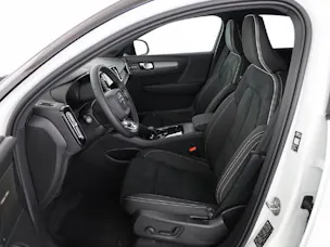Volvo EC40 Twin Performance Black Edition AWD