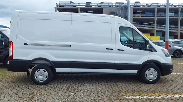 Ford Transit Van 350 L3H2 2.0 EcoBlue 165 PS Trend AWD