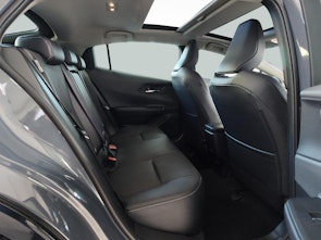 image du véhicule TOYOTA Prius 2.0 Plug-In-Hybrid Premium