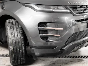 Land Rover Range Rover Evoque 1.5 T 270e Dynamic SE