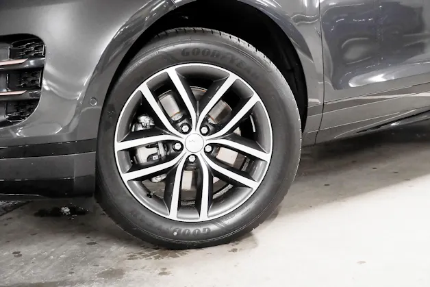 Land Rover Range Rover Evoque 1.5 T 270e Dynamic SE