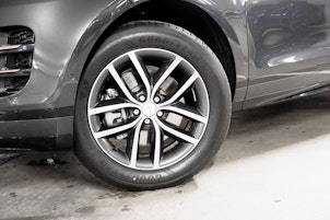 Vehicle image LAND ROVER Range Rover Evoque 1.5 T 270e Dynamic SE