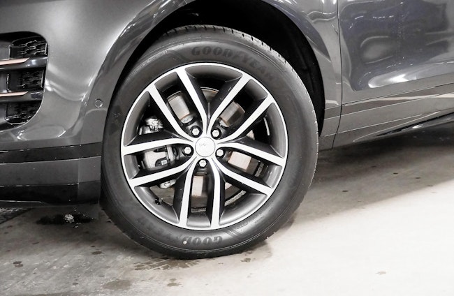 Vehicle image 5 Vehicle image 5