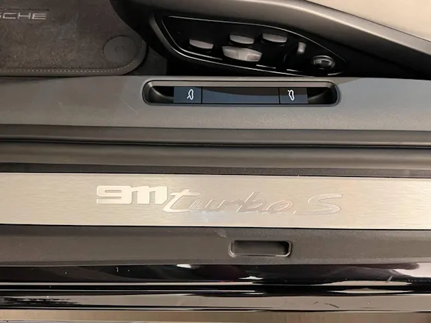 Porsche 911 Turbo S