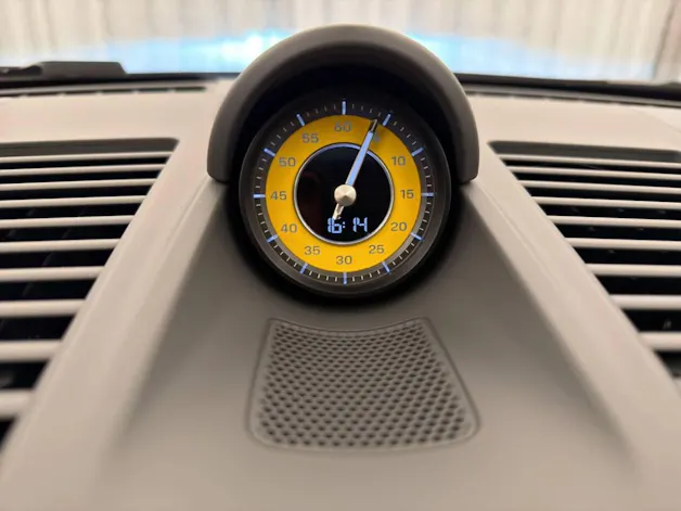 PORSCHE 911 Turbo S