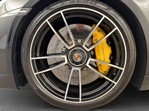 PORSCHE 911 Turbo S
