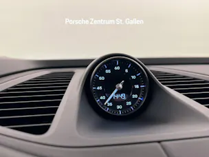 Porsche Macan 4