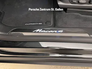 Porsche Macan 4
