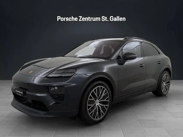 PORSCHE Macan 4