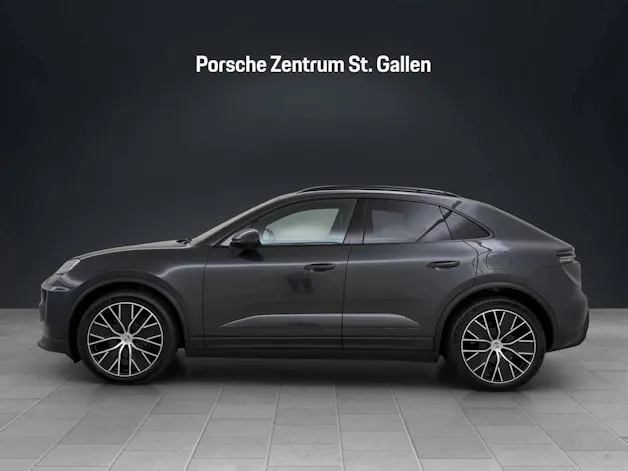 PORSCHE Macan 4
