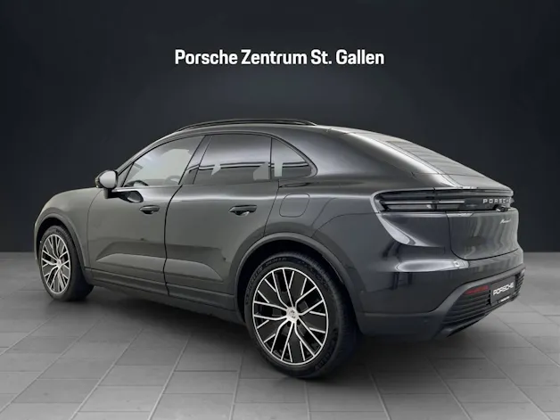 Porsche Macan 4