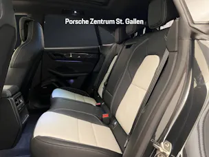 Porsche Macan 4