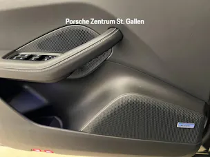 Porsche Macan 4