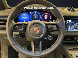 Porsche Macan 4