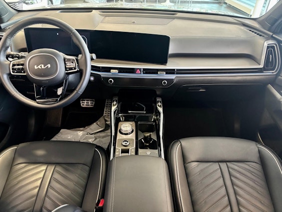 Vehicle image 7 Vehicle image 7