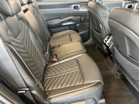 Vehicle image 10 Vehicle image 10