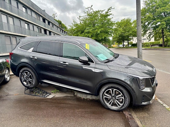 Vehicle image 2 Vehicle image 2