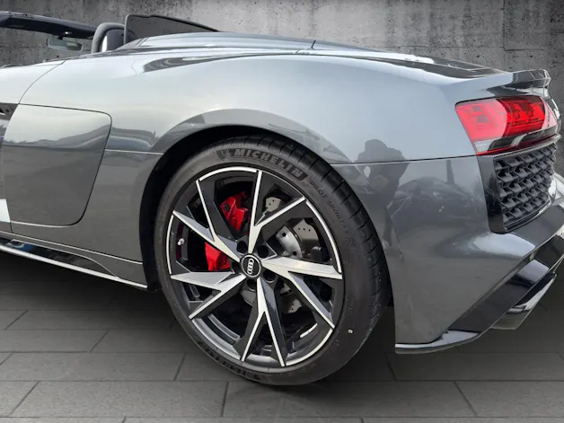Audi R8 Spyder RWD S-Tronic