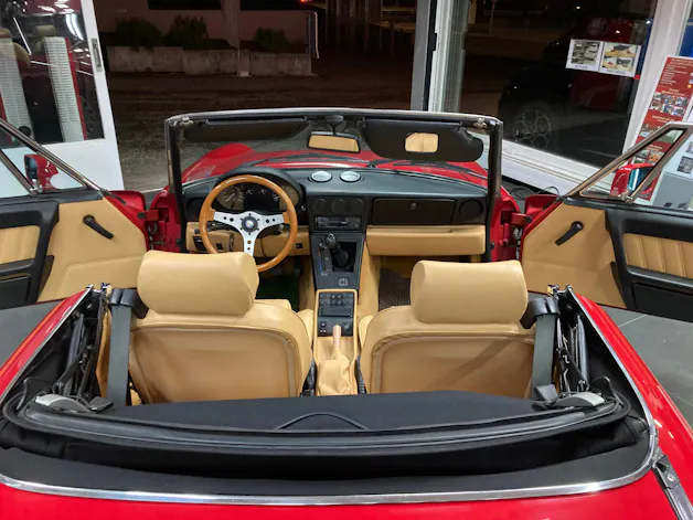 Alfa Romeo Spider 2.0