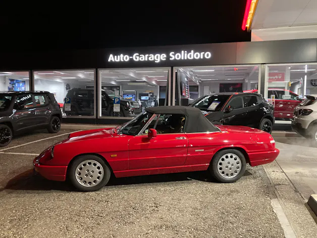 Alfa Romeo Spider 2.0