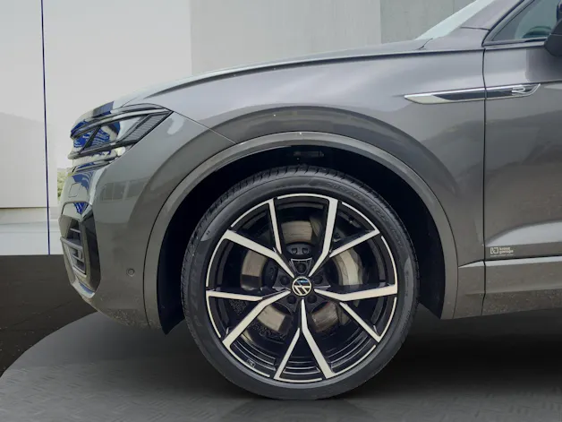 VW Touareg 3.0 TSI eHybrid R Tiptronic