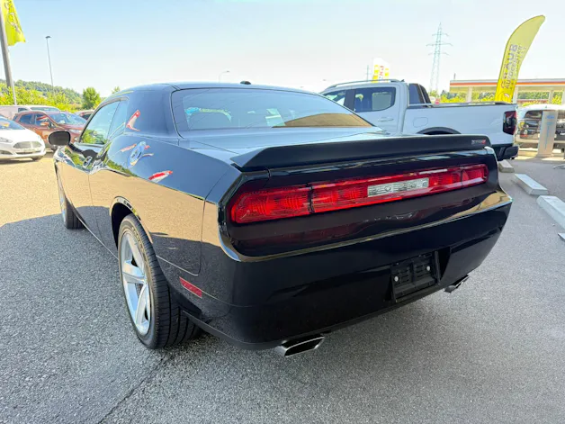 Dodge 6.1 HEMI SRT8 First Edition 1145/6400