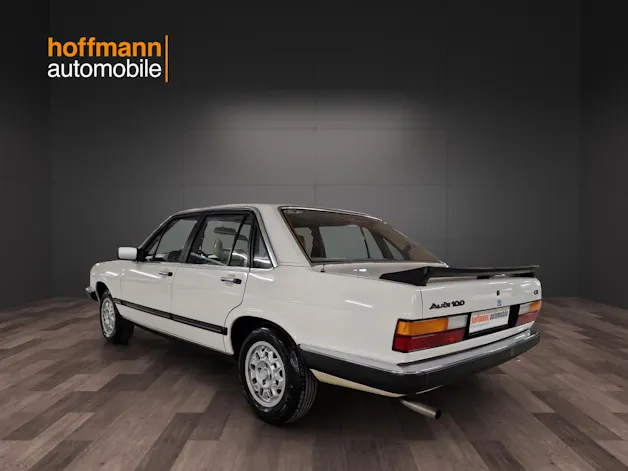 Audi 100