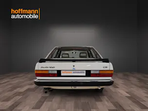 Audi 100