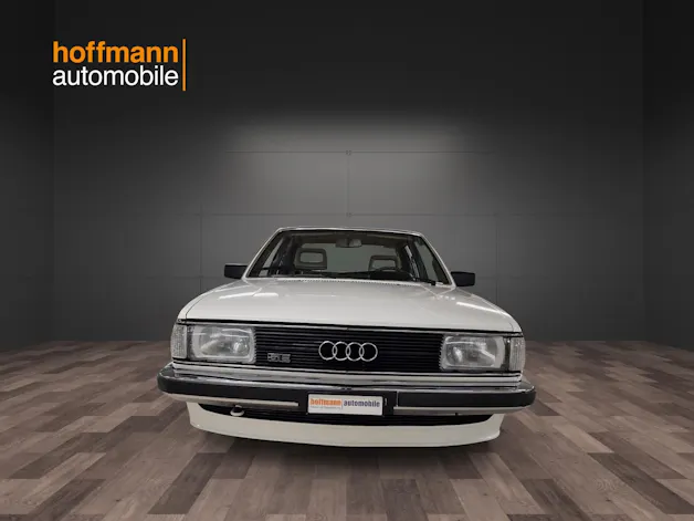 Audi 100
