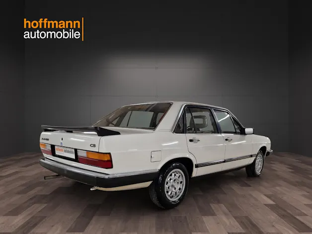 Audi 100