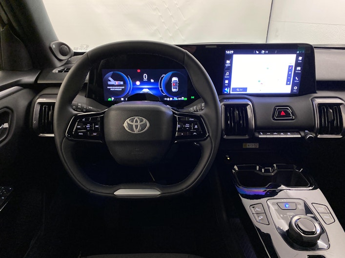 Vehicle image TOYOTA UrbanCruiser