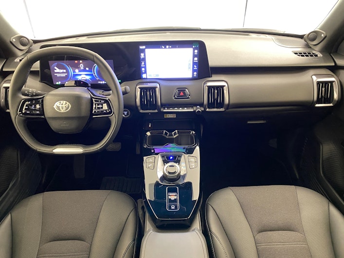 Vehicle image TOYOTA UrbanCruiser