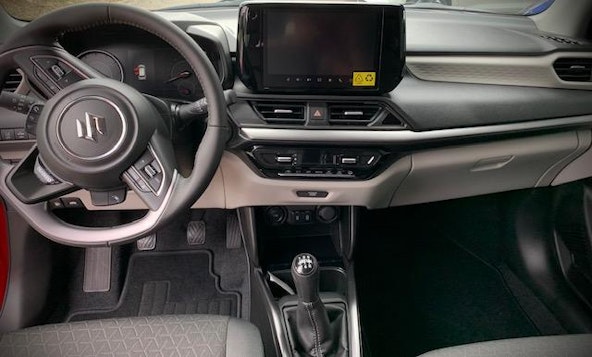 Vehicle image 5 Vehicle image 5