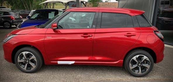 First vehicle image First vehicle image