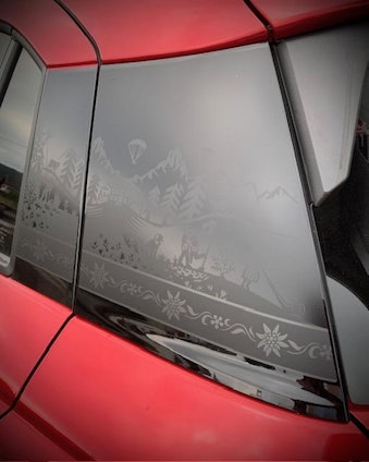 Vehicle image 12 Vehicle image 12