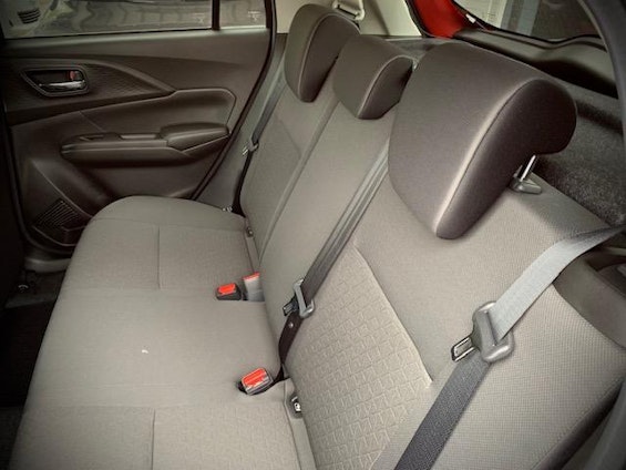 Vehicle image 7 Vehicle image 7