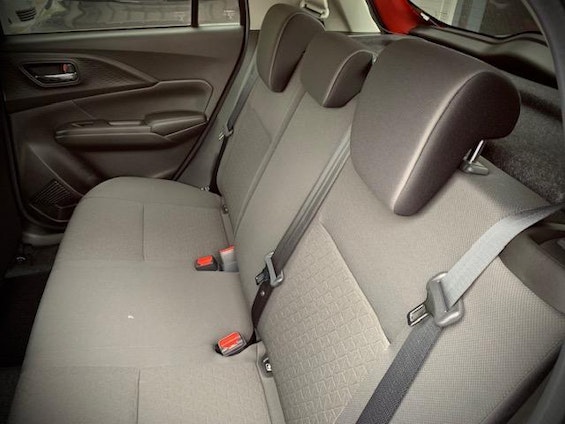 Vehicle image 15 Vehicle image 15