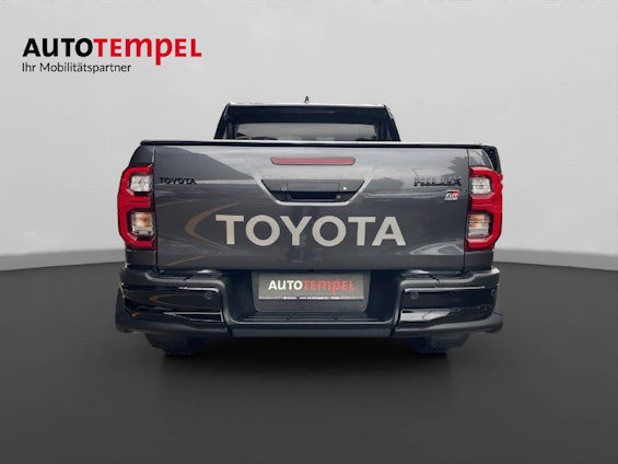 Vehicle image 10 Vehicle image 10