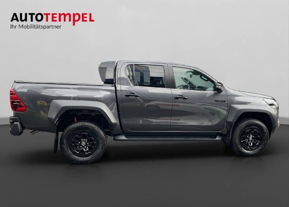 Vehicle image 12 Vehicle image 12