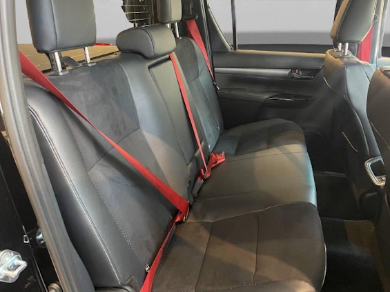 Vehicle image 9 Vehicle image 9