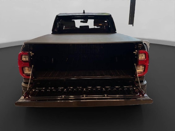 Vehicle image 5 Vehicle image 5