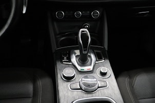 Vehicle image ALFA ROMEO Stelvio 2.0 Q4 Super