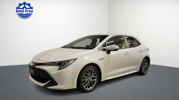 First vehicle image