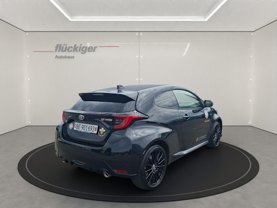 Vehicle image 4 Vehicle image 4