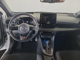 Toyota Yaris 1.5 VVT-i HSD GR Sport
