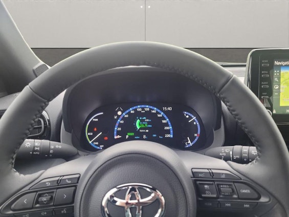 Vehicle image 13 Vehicle image 13