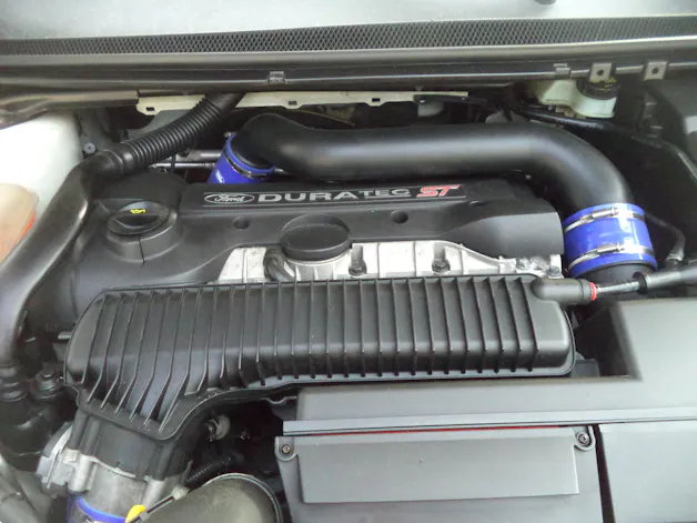 Ford Focus 2.5i 20V ST